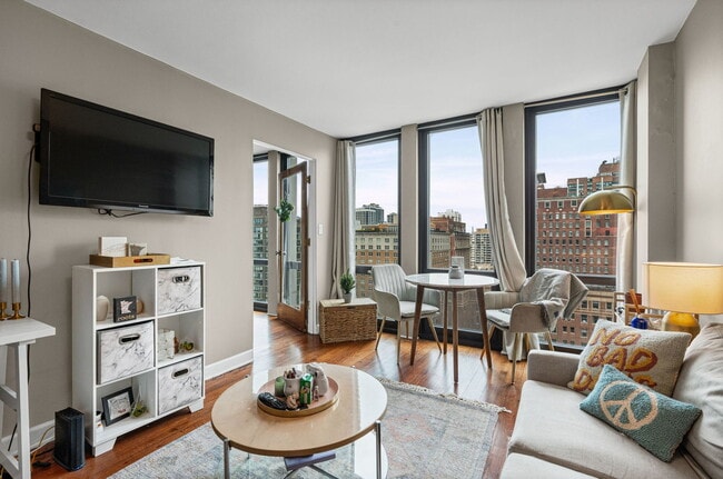 Photo - 1 E Scott St Unit 1601