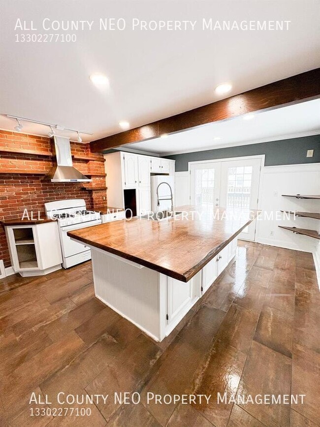 Photo - 2359 12th St