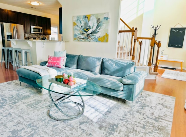 Photo - 1084 Johnstons Rd