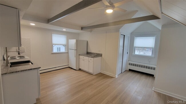 Photo - 50 Deepdale Dr