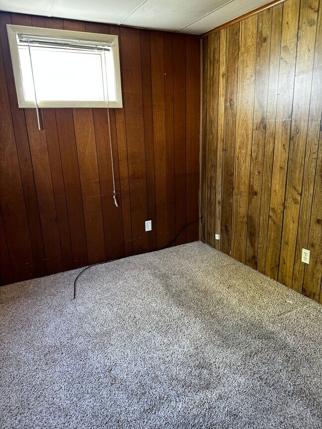 Photo - 716 - 720 Townline Ave. Unit 716 Townline Ave.