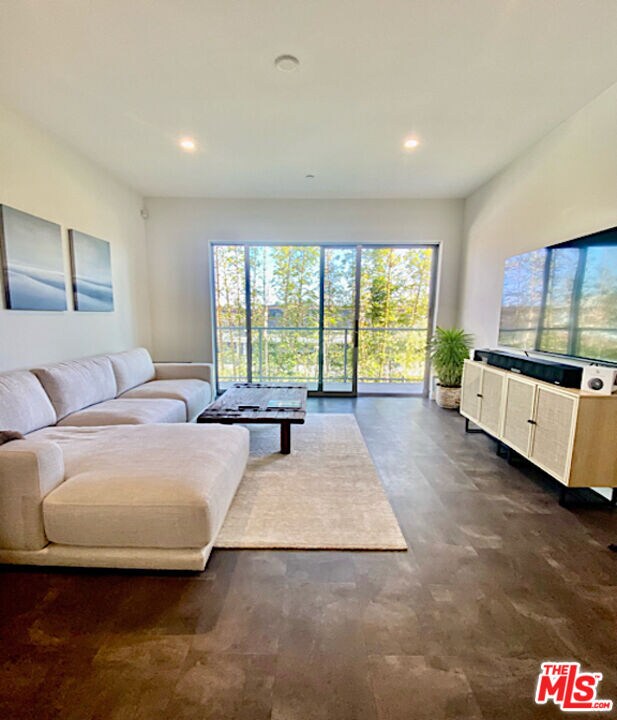 Photo - 4140 Glencoe Ave Unit 412