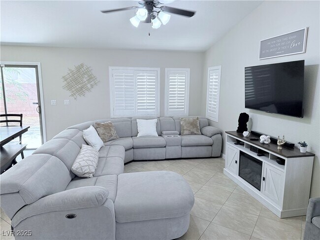 Photo - 5917 Pearlie May Ct