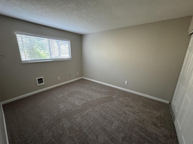 Photo - 2 Bedroom Ground Level Unit - Oregon City Unidad 703