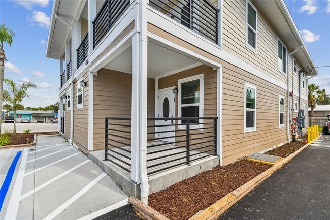 Photo - 650 E Tarpon Ave Unit A1 or B1