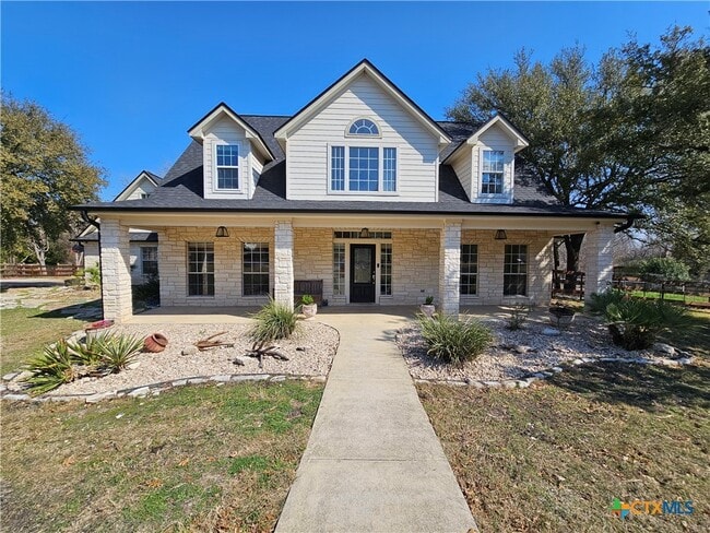 Photo - 1060 Great Oaks Dr