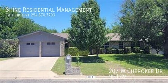 Building Photo - 207 W Cherokee Dr Rental