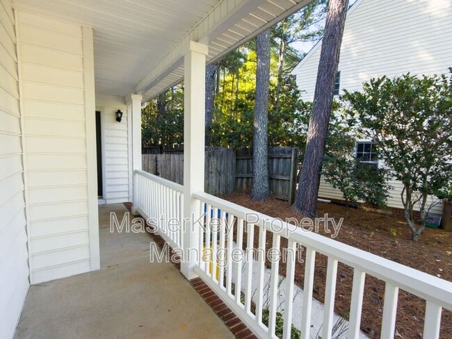 Photo - 251 Tillamook Dr