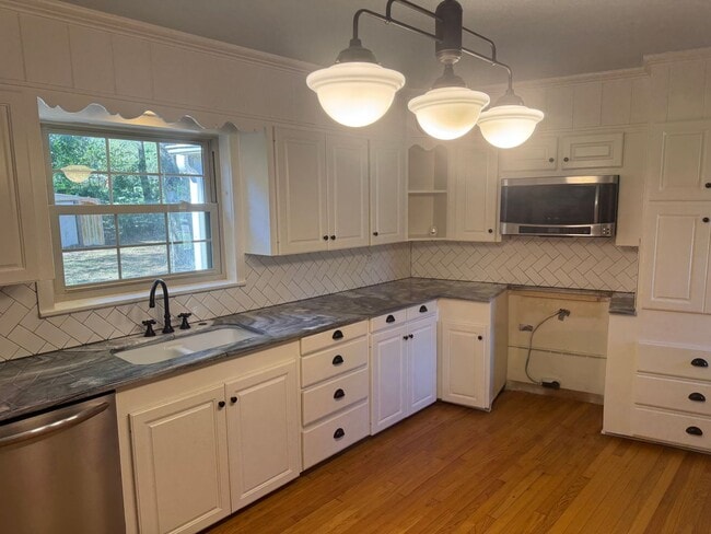 Photo - 504 Fleming Dr