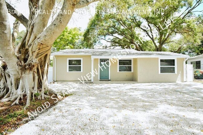 Building Photo - Beautiful 3 Bedroom Largo Home with Large ...