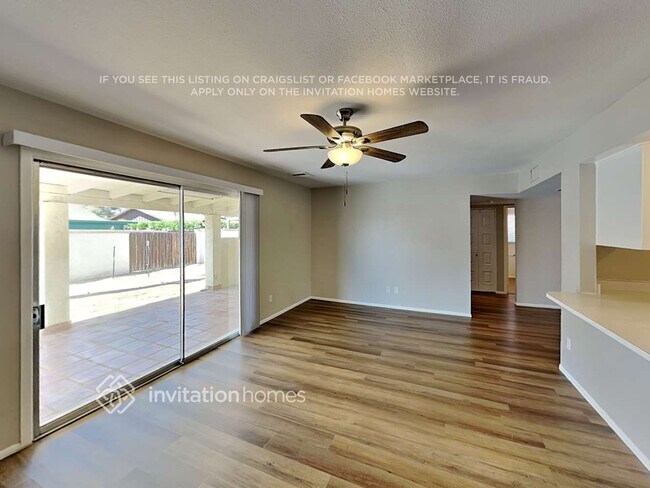 Photo - 1633 E Fremont Dr