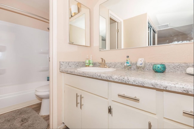 Photo - College Town Tucson