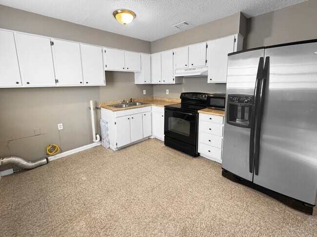 Photo - 3005 Magellan St