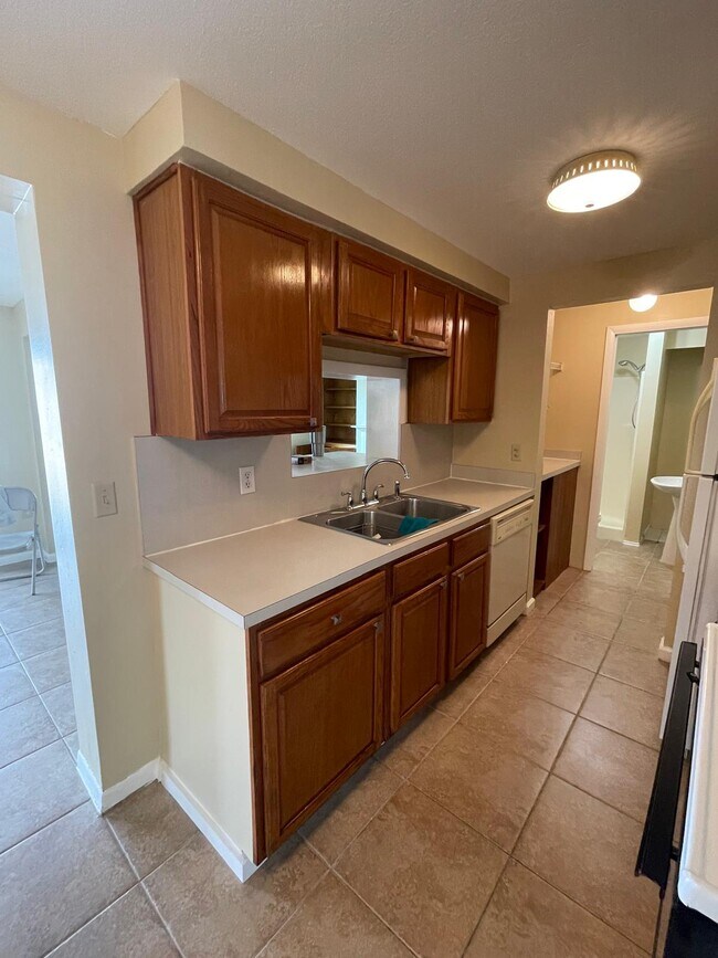 Photo - 9931 56th St N