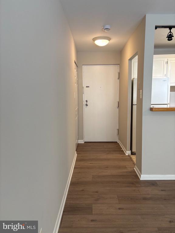 Photo - 6001 Arlington Blvd Unit 307