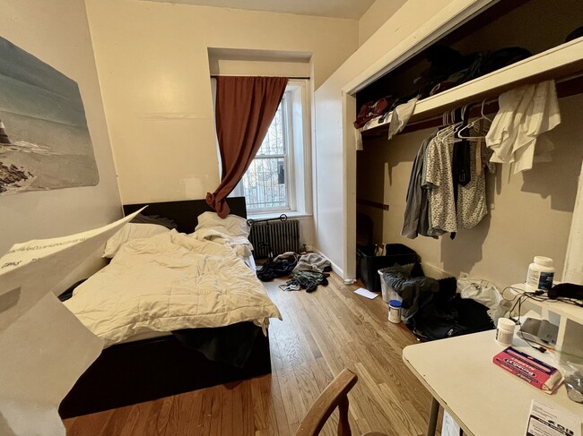 Photo - 686 Parker St Unit 2