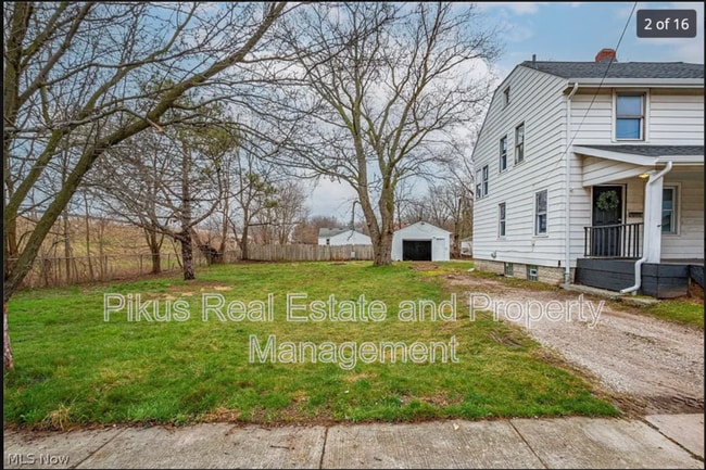 Photo - 1033 Chandler Ave