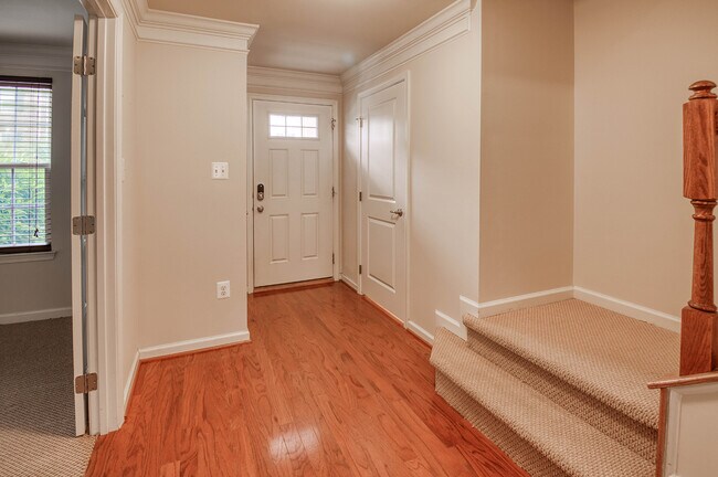 Photo - 2704 Egret Way