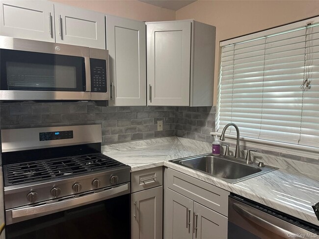 Photo - 11 Lexington Hills Rd Unit 8