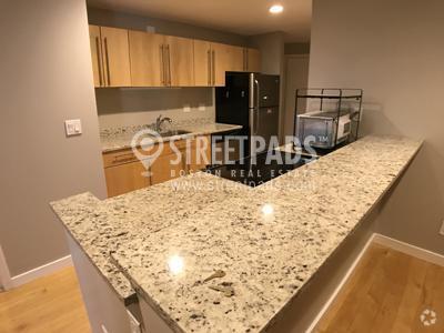 Building Photo - 2 bedroom in Somerville MA 02143 Rental