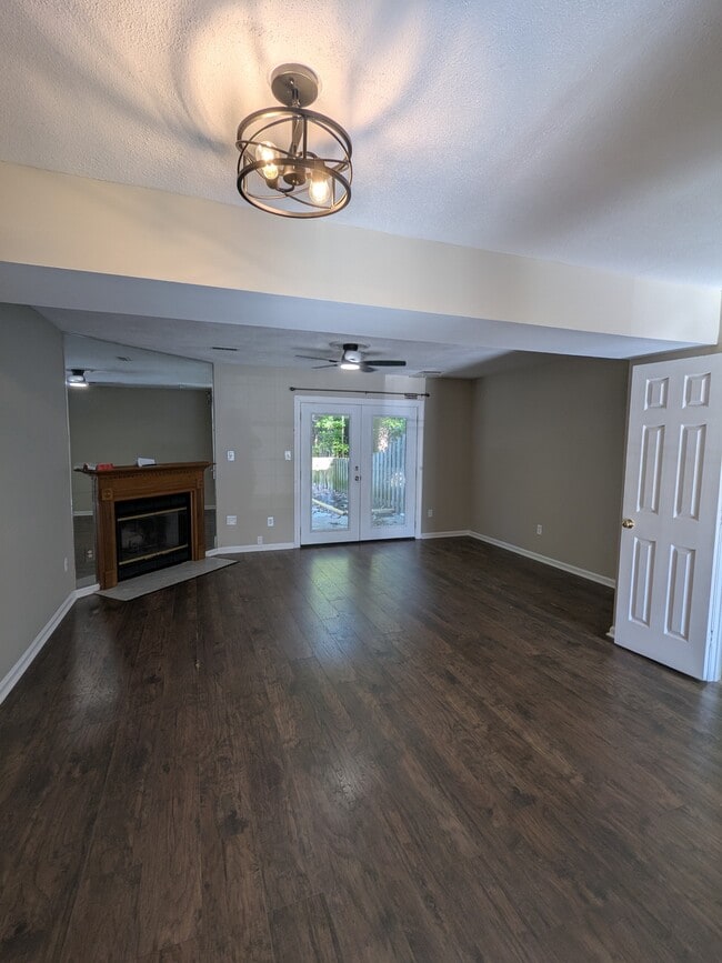 Photo - 105 Heather Way