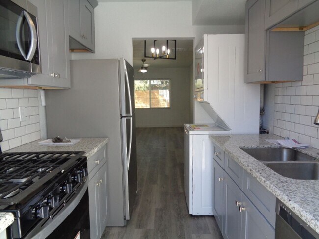 1615 W Osborn Rd Unit 1