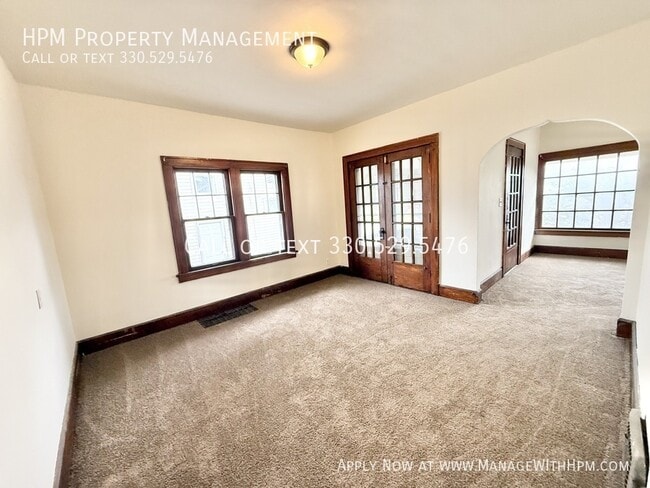 Photo - 3015 11th St SW Unit Front