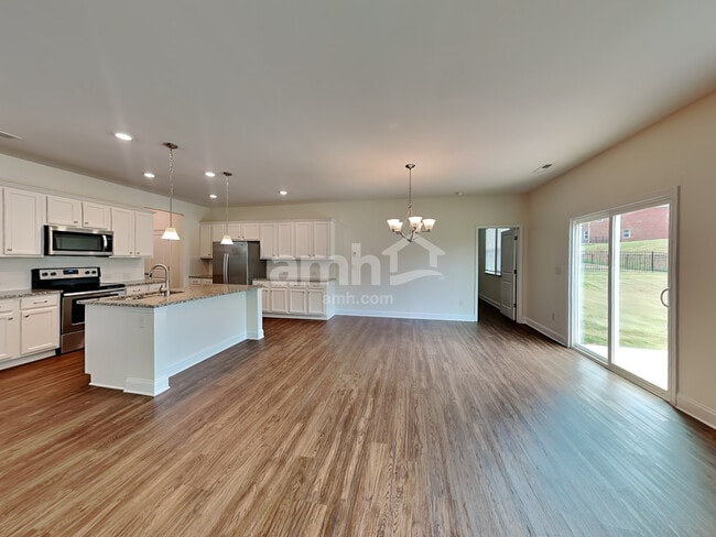 Photo - 4911 Trayton Ave