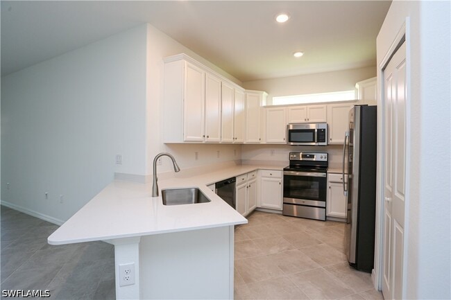 Photo - 2599 Vine Ave
