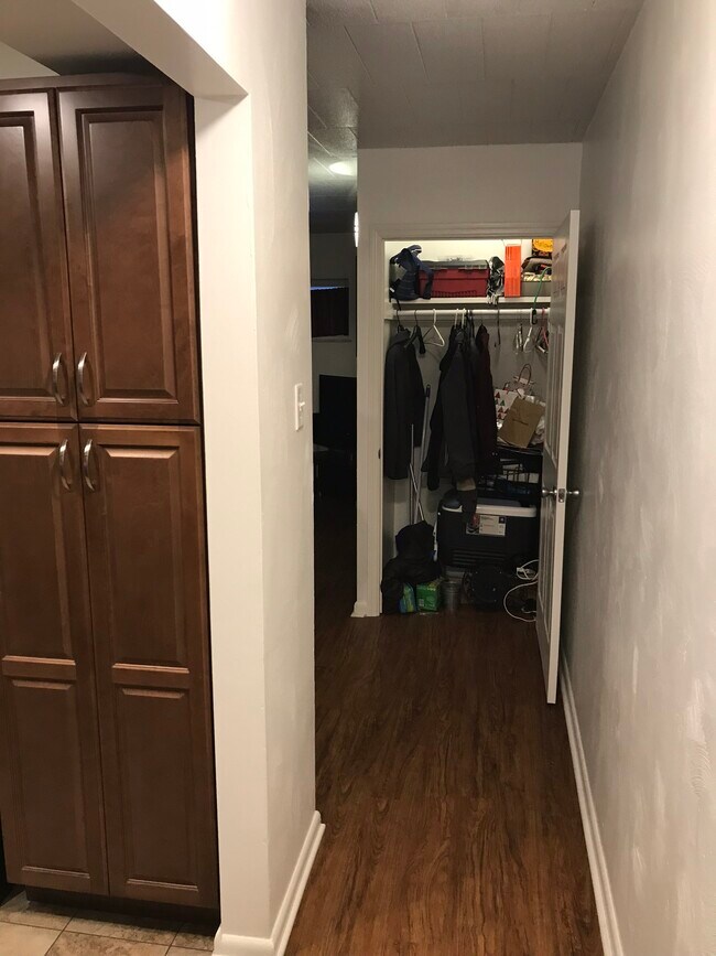 Photo - 144 Oneida St Unit 4