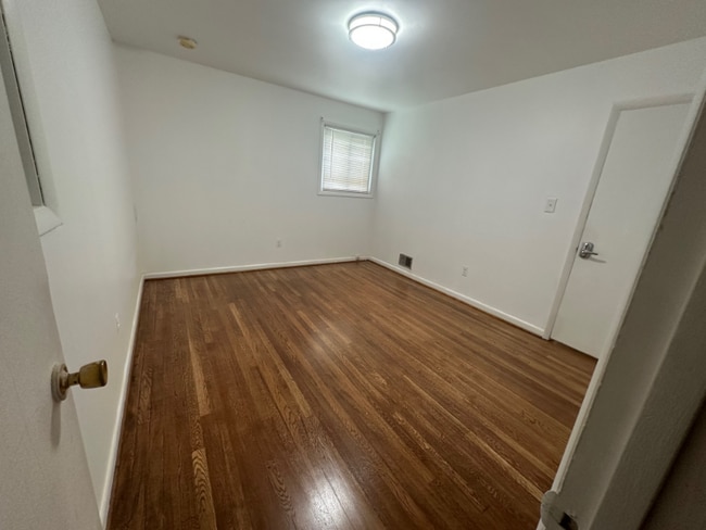 Photo - 1608 Jarvis Ave Unit 800