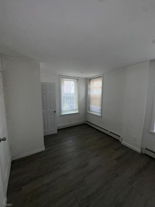 Photo - 308 Second St