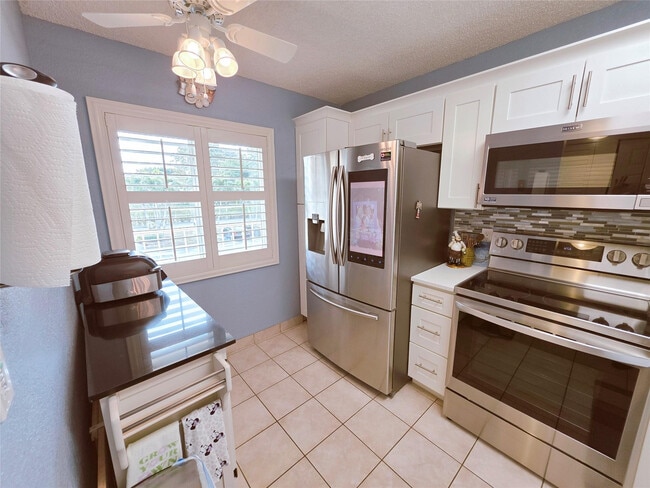 Photo - 7145 Huntington Ln Unit 208