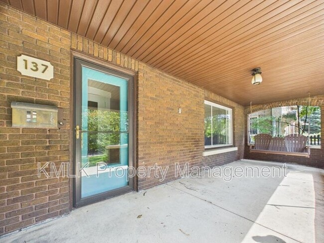 Photo - 137 Conger Ave