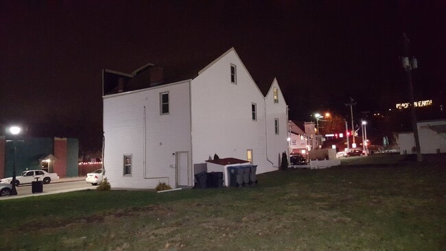 Photo - 306 South Ave Unidad 306