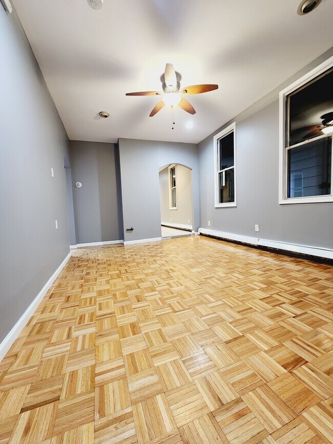 Photo - 89 W 20th St Unit 3