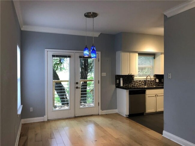 Photo - 1806 Ramona Cir