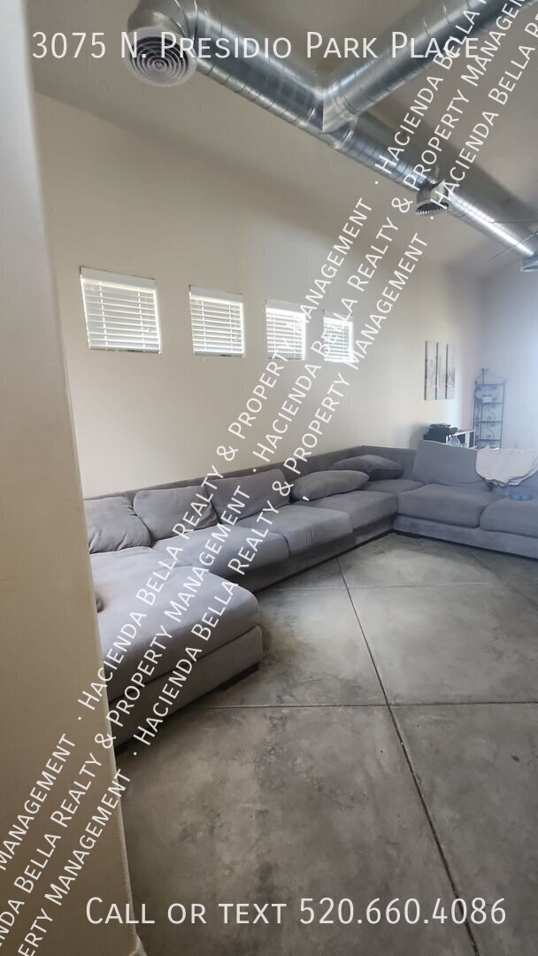 Photo - 3075 N Presidio Park Pl