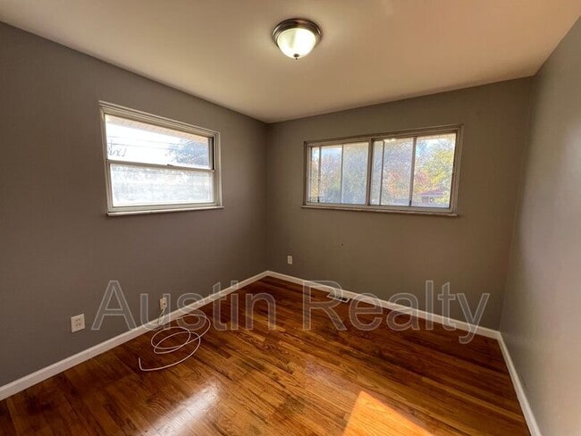 Photo - 4222 Wright Ave