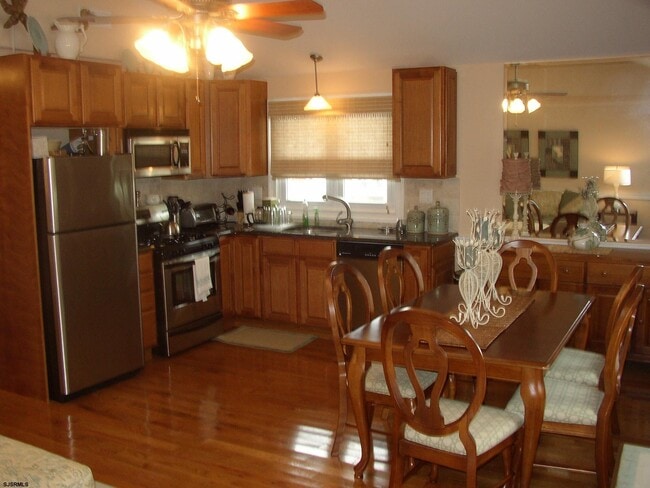 25 N Jefferson Ave Unit C