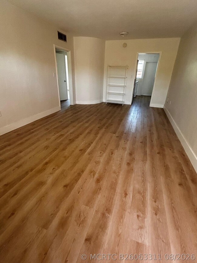 3591 SW 10th St Unit 12B