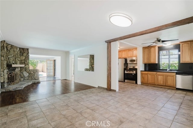 Photo - 7114 Cantaloupe Ave