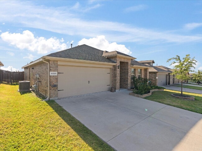 2225 Blythwood Trail
