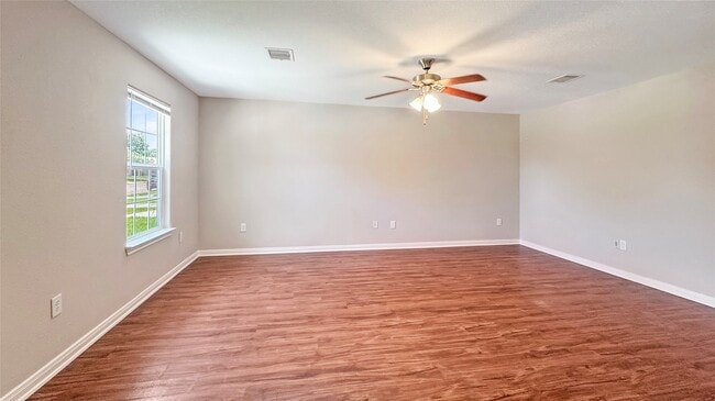 Photo - 7406 Blue Jay Dr