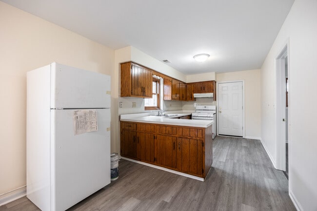 Photo - 6323 W Fullerton Ave Unit 3