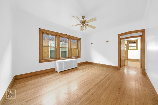 Photo - 4055 W Nelson St Unit 1