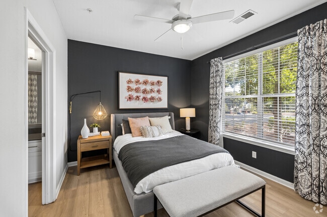 The Southend W/Solarium 2BR, 2BA - 1,216 - Secondary Bedroom