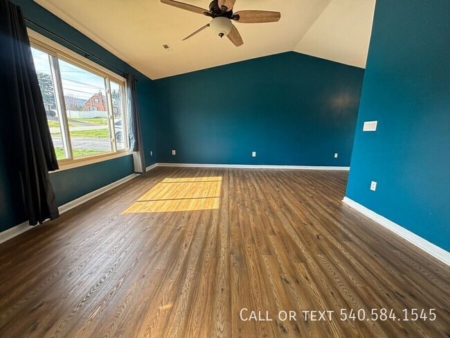 Photo - 3615 Ellen Dr