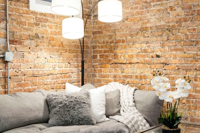 Photo - 1941 W Augusta Blvd Unit ID1354351P