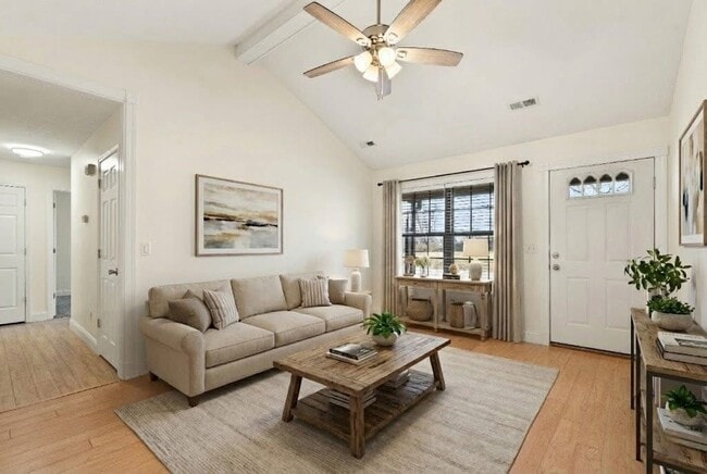 Photo - 1216 Whitehorse Vale Dr